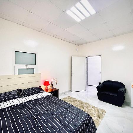 Private 2Bedroom Villa With T&B And Kitchenette Near Abu Dhabi International Airport Exteriér fotografie